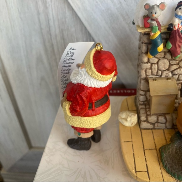 Hallmark Santas Favorite Stop Fireplace 1993 in Box 2 Signatures - Picture 6 of 9